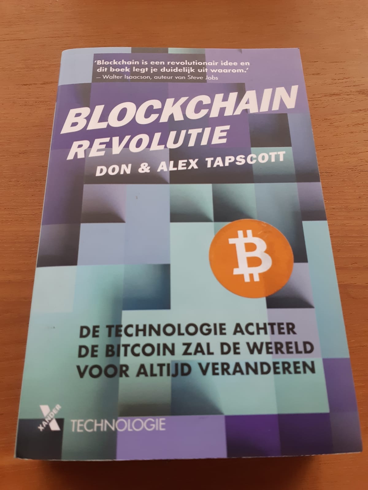 Review: Blockchain Revolutie